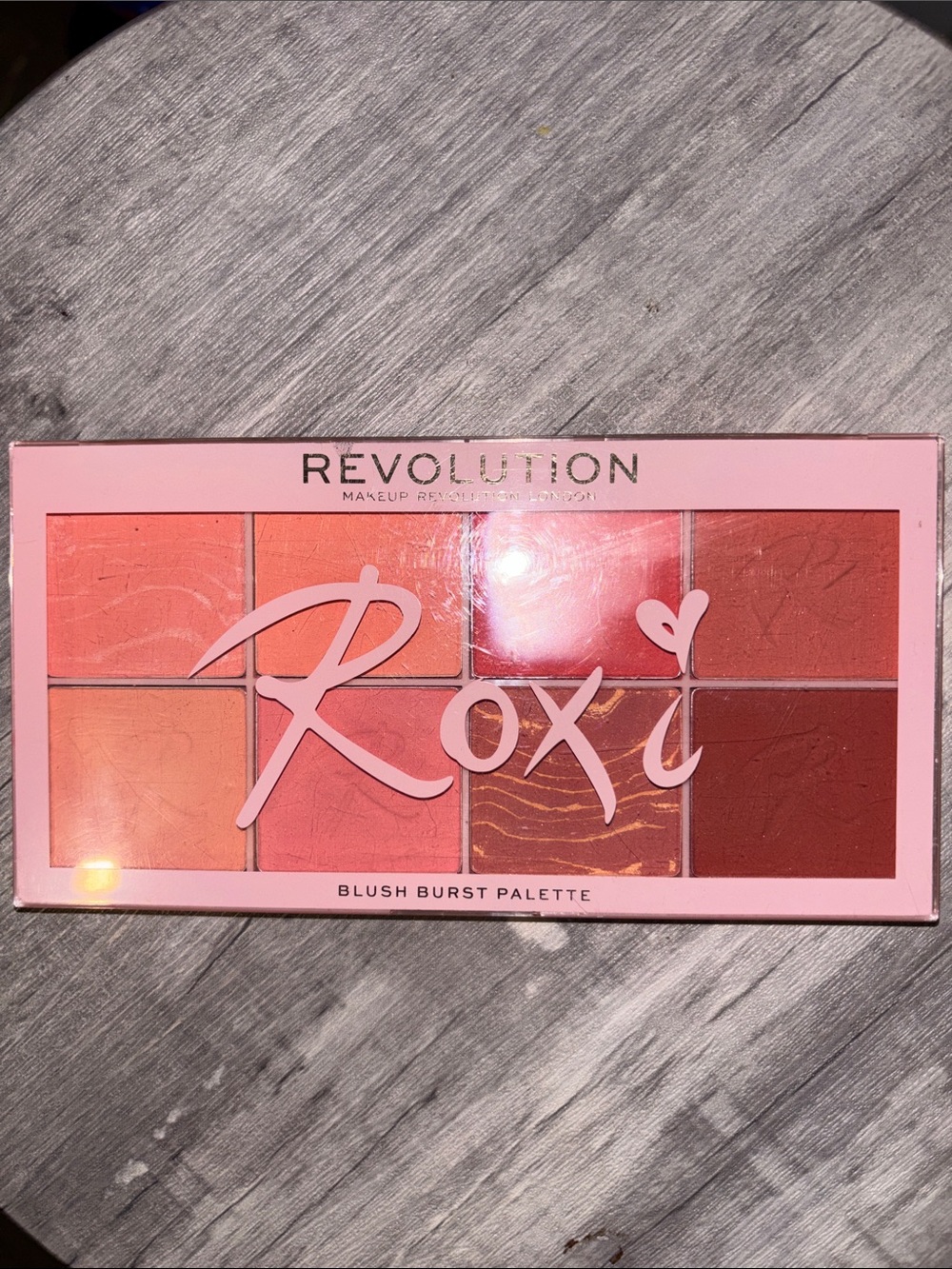 Revolution Roxi Blush Burst Palette - Peach, Coral & Pink Mix
